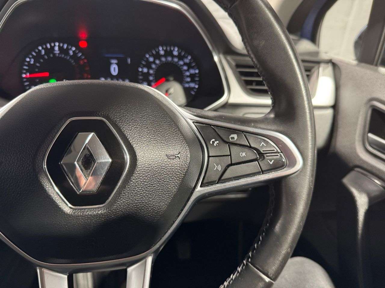 2021 RENAULT CAPTUR 2021 RENAULT CAPTUR