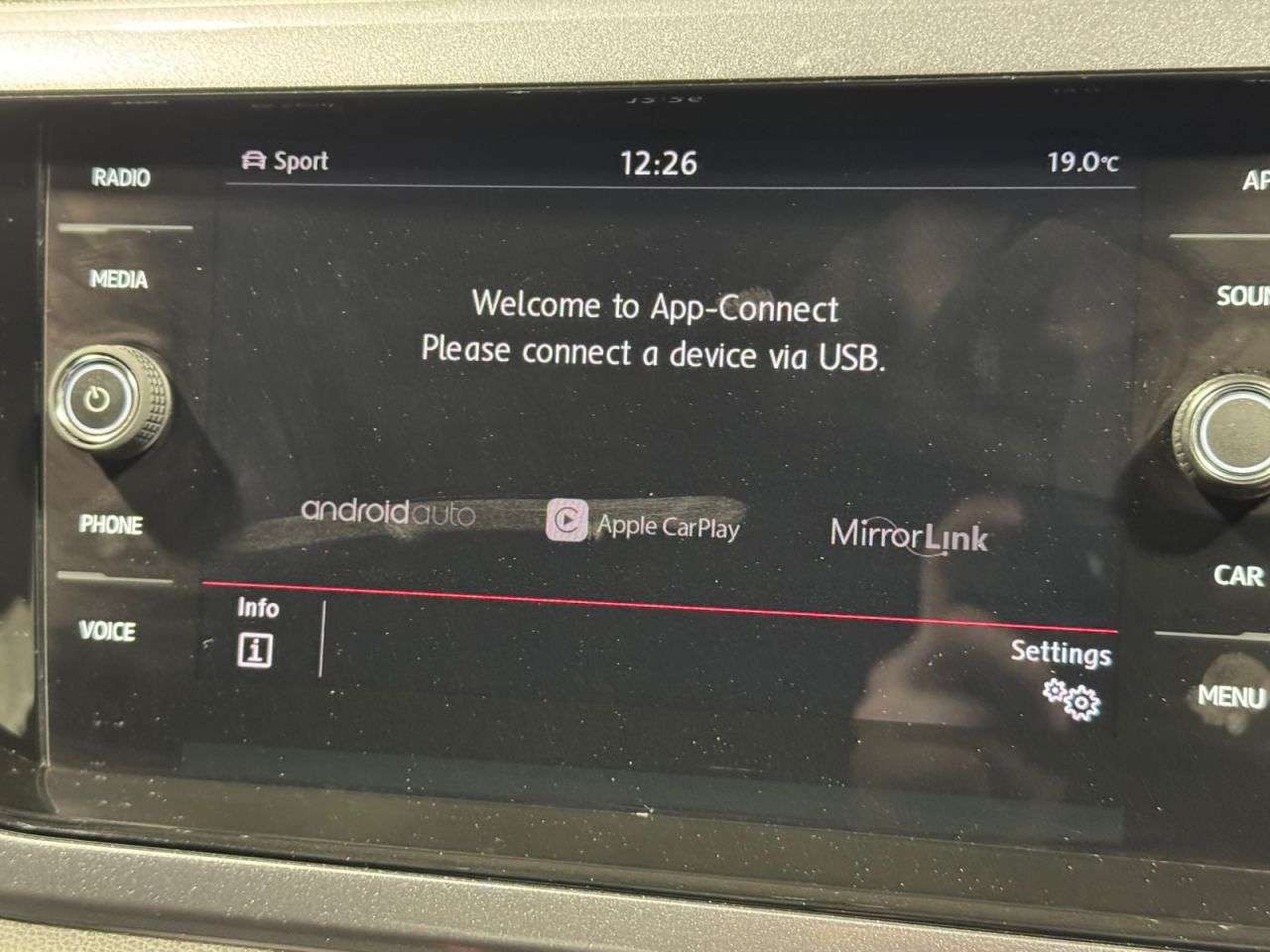 2019 VOLKSWAGEN POLO 2019 VOLKSWAGEN POLO