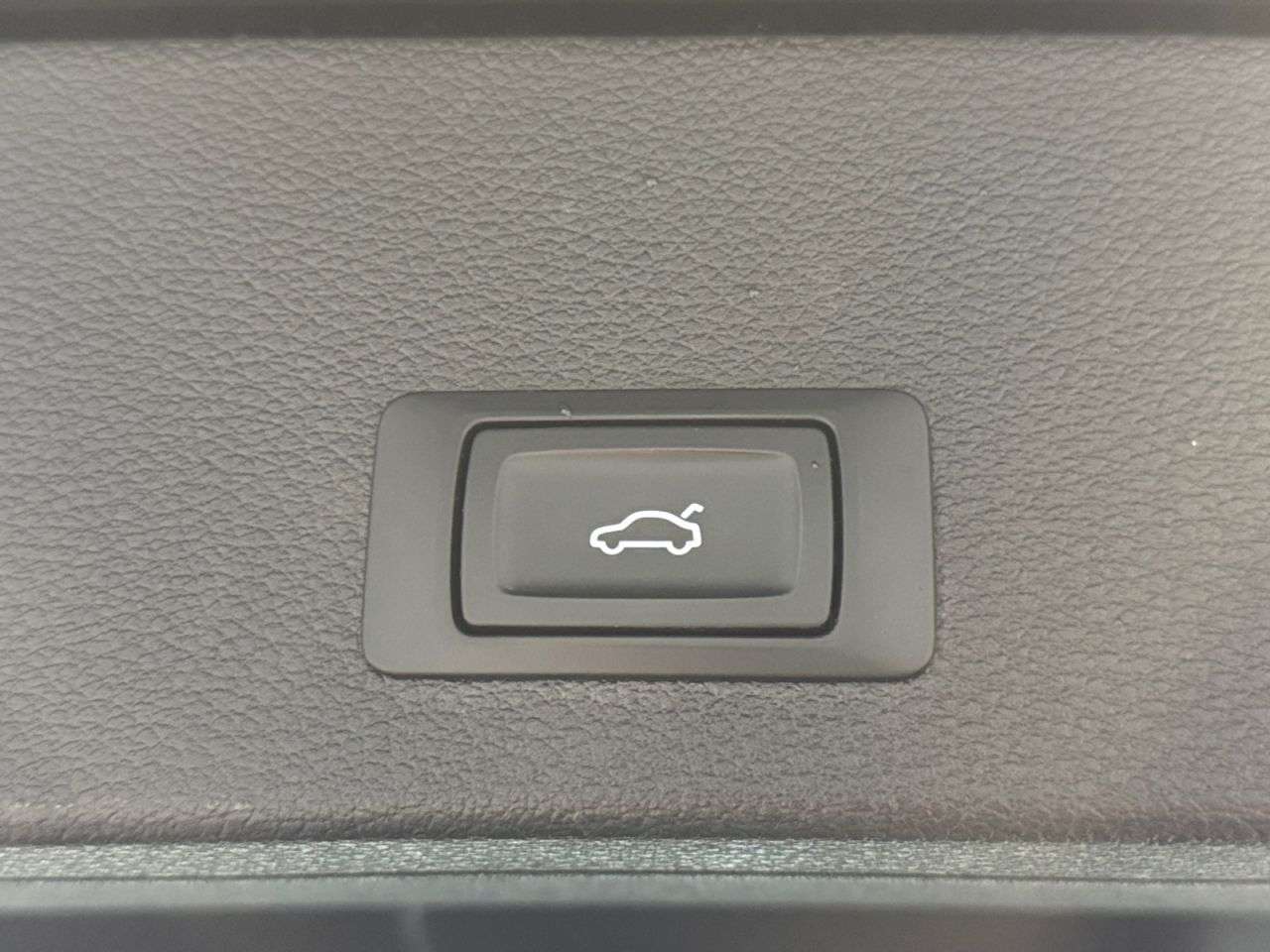 2019 AUDI Q2 2019 AUDI Q2