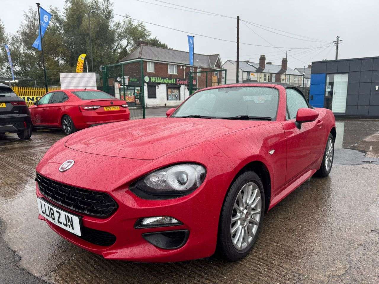 A 2018 FIAT 124 SPIDER 1.4 MultiAir Classica Convertible 2dr Petrol Euro 6 (140 ps) (Rates startin A 2018 FIAT 124 SPIDER 1.4 MultiAir Classica Convertible 2dr Petrol Euro 6 (140 ps) (Rates startin