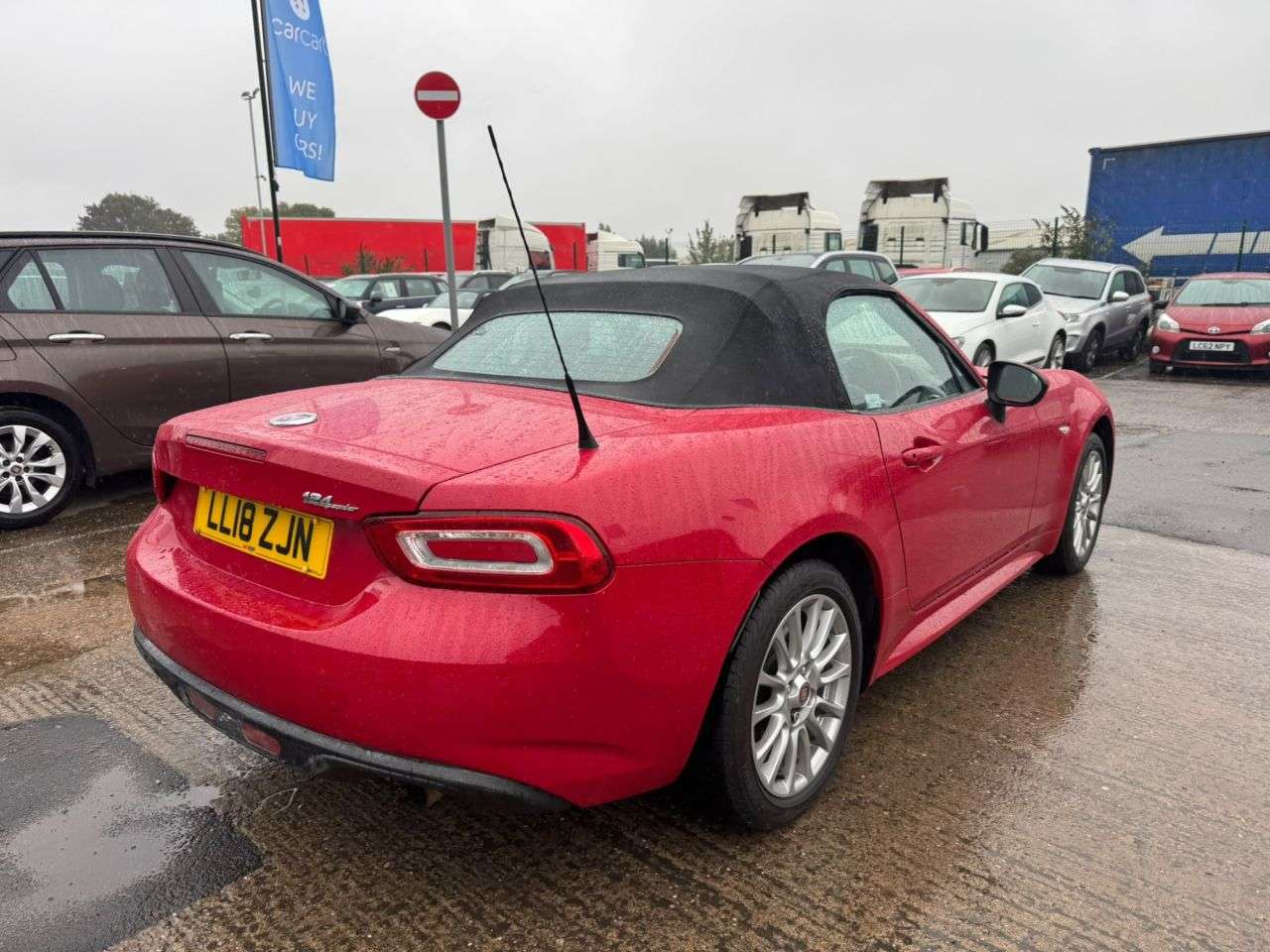 2018 FIAT 124 SPIDER 2018 FIAT 124 SPIDER