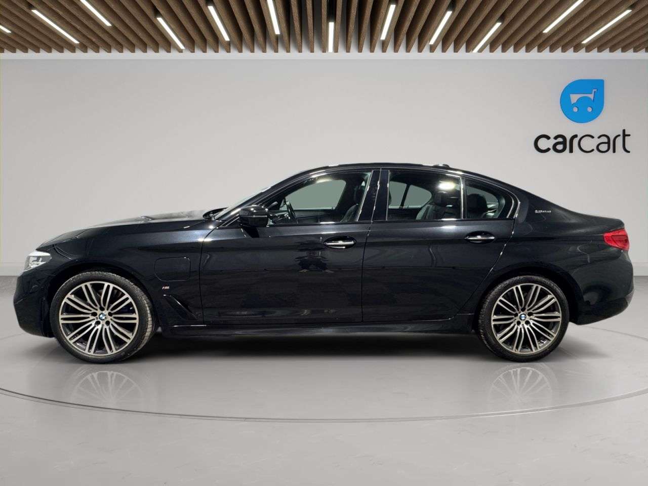 A 2018 BMW 5 SERIES 2.0 530e 9.2kWh M Sport Saloon 4dr Petrol Plug-in Hybrid Auto Euro 6 (s/s) A 2018 BMW 5 SERIES 2.0 530e 9.2kWh M Sport Saloon 4dr Petrol Plug-in Hybrid Auto Euro 6 (s/s)