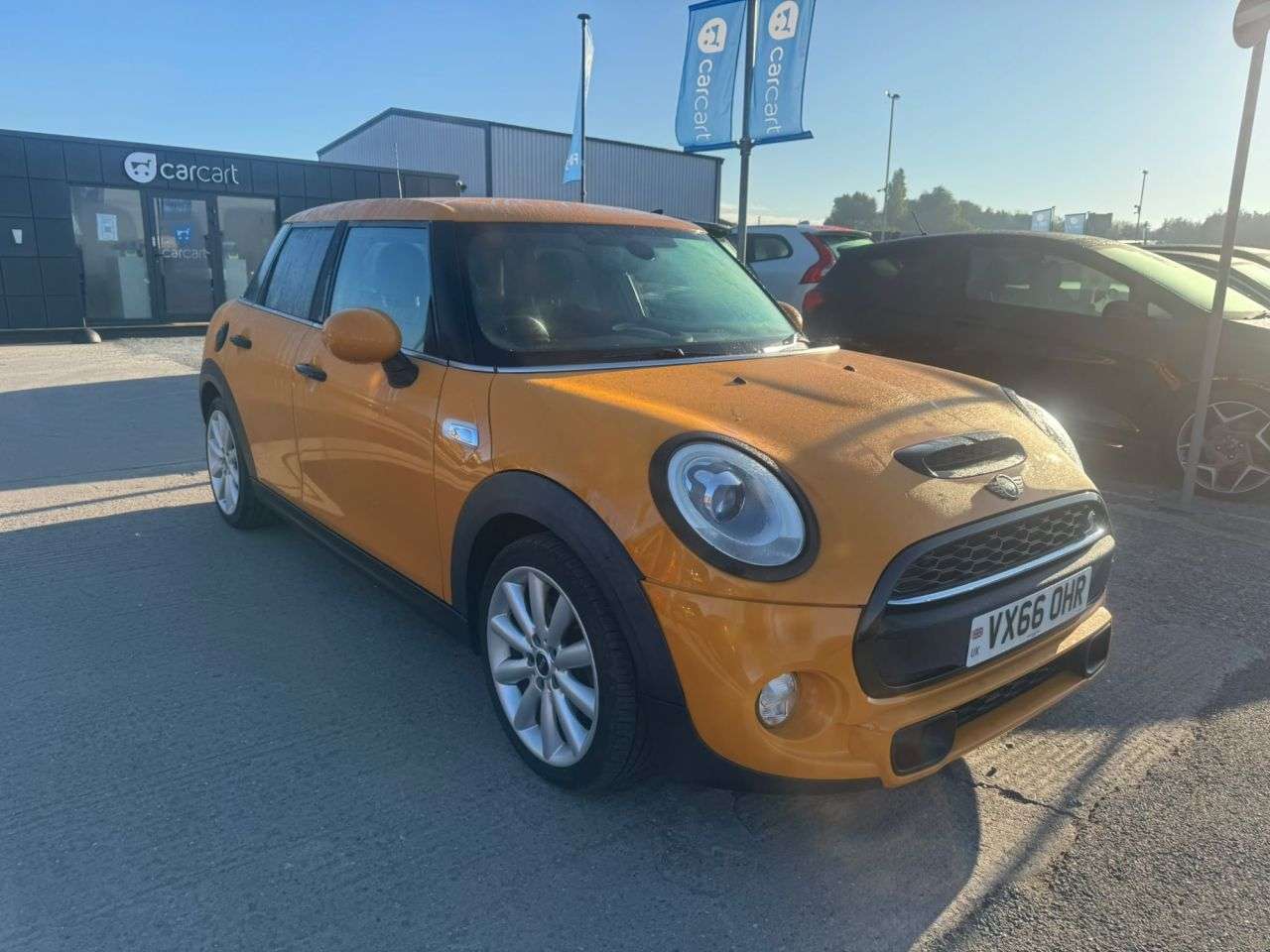 A 2016 MINI HATCH 2.0 Cooper S Hatchback 5dr Petrol Manual Euro 6 (s/s) (192 ps) (Rates start A 2016 MINI HATCH 2.0 Cooper S Hatchback 5dr Petrol Manual Euro 6 (s/s) (192 ps) (Rates start