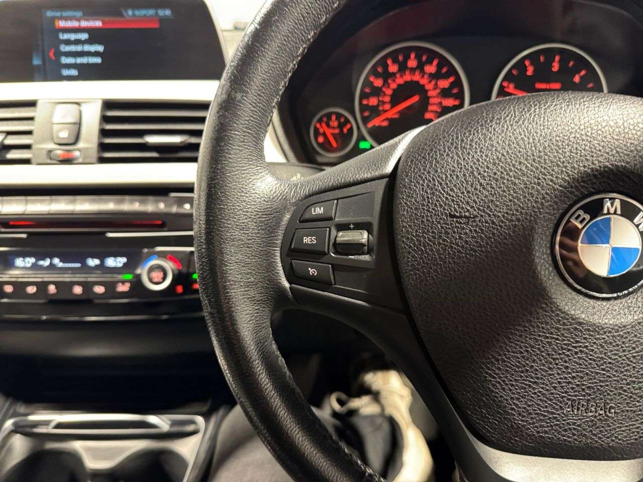 2018 BMW 3 SERIES 2018 BMW 3 SERIES