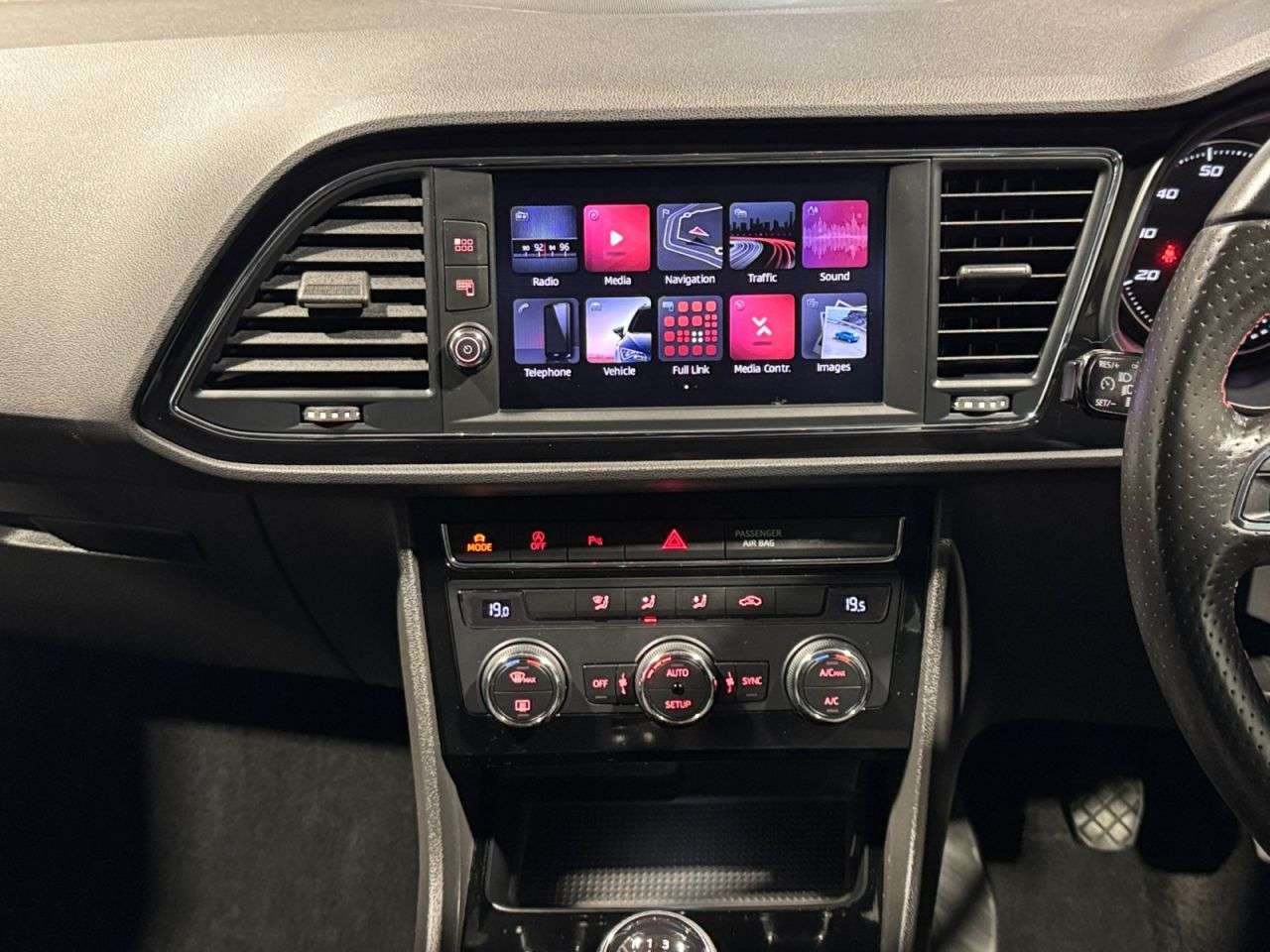 2020 SEAT LEON 2020 SEAT LEON