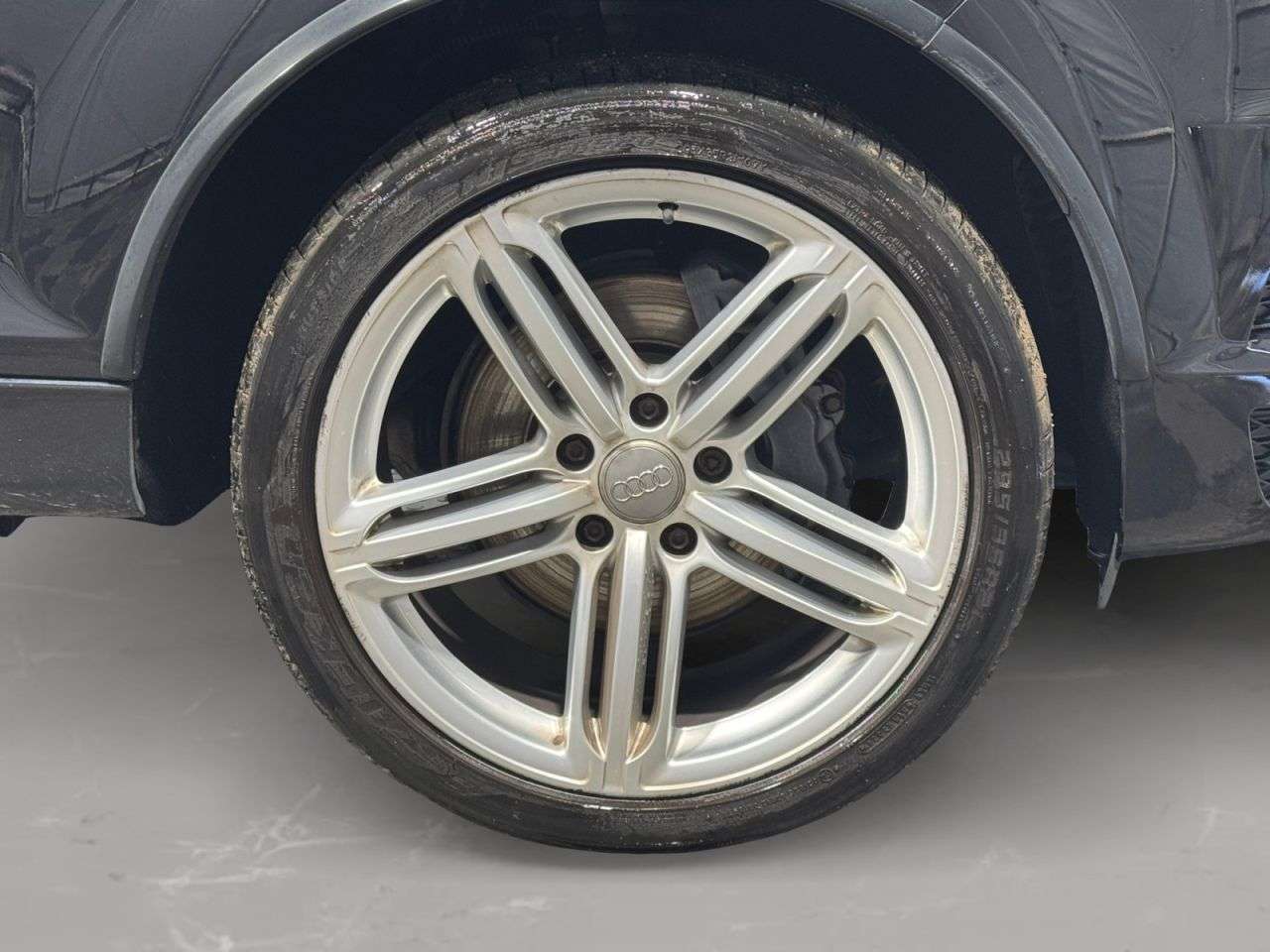 2013 AUDI Q7 2013 AUDI Q7