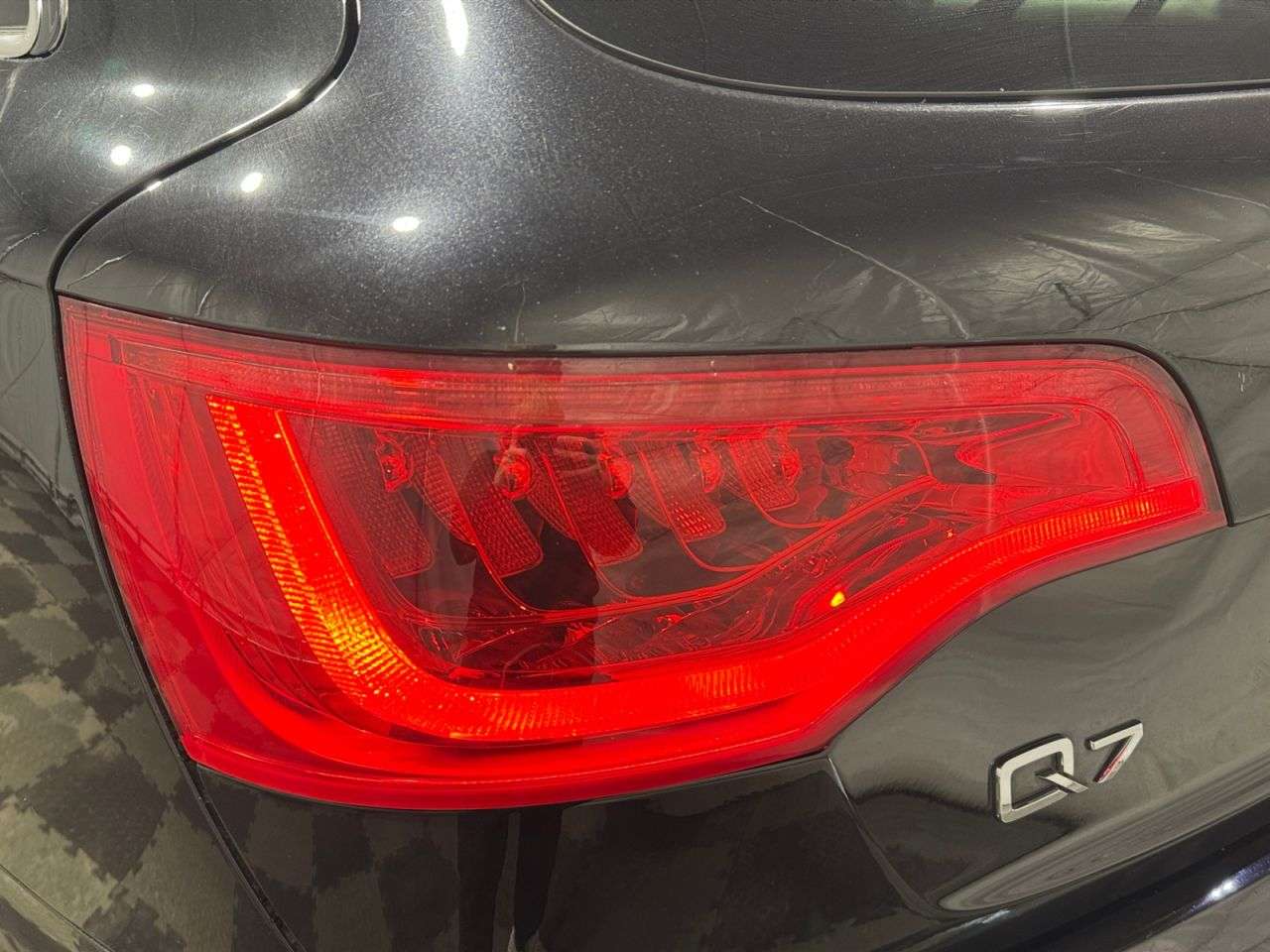 2013 AUDI Q7 2013 AUDI Q7