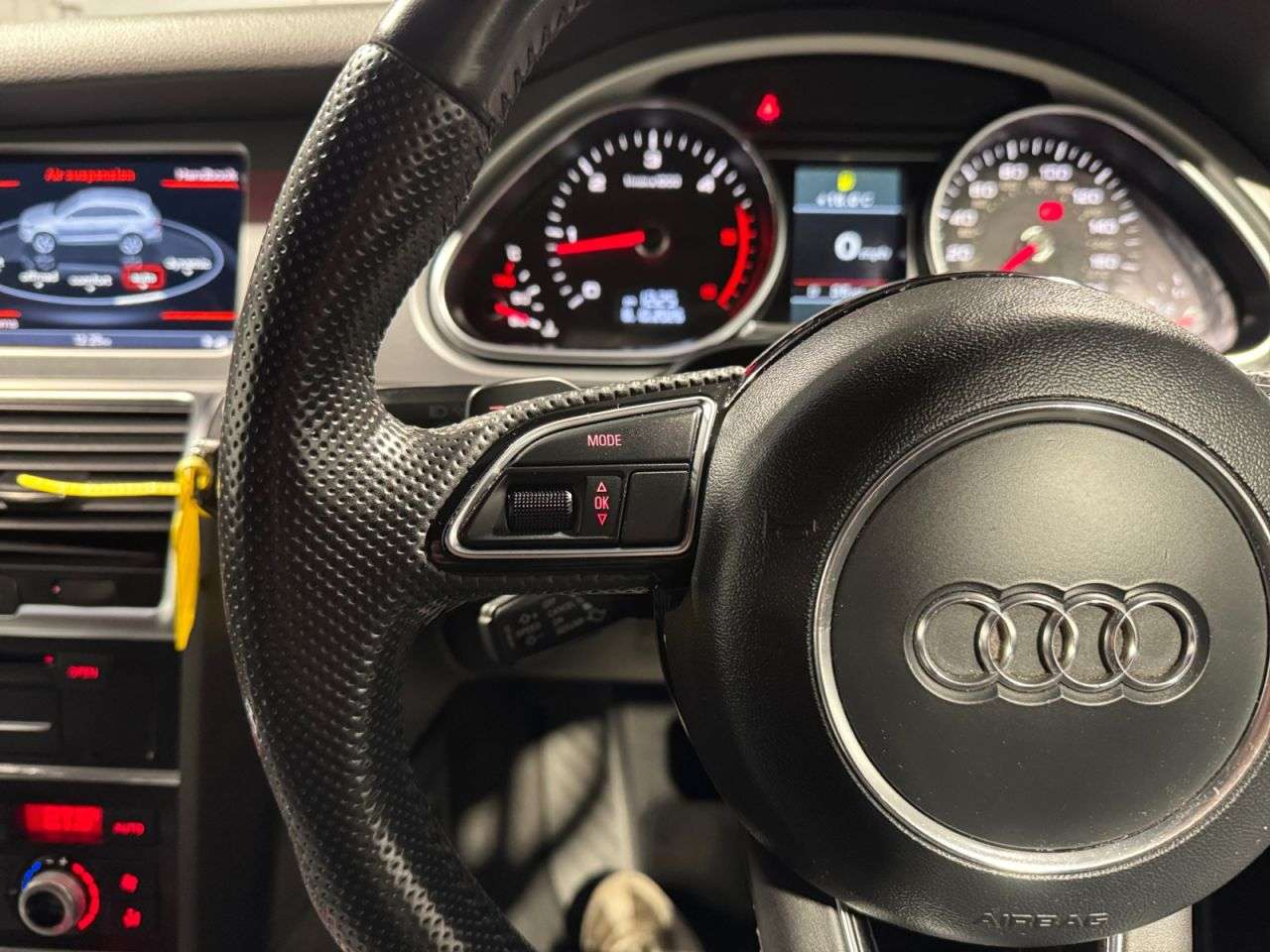 2013 AUDI Q7 2013 AUDI Q7