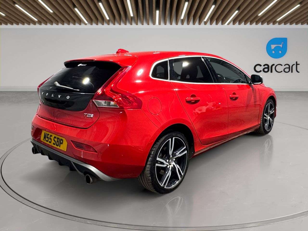 2019 VOLVO V40 2019 VOLVO V40