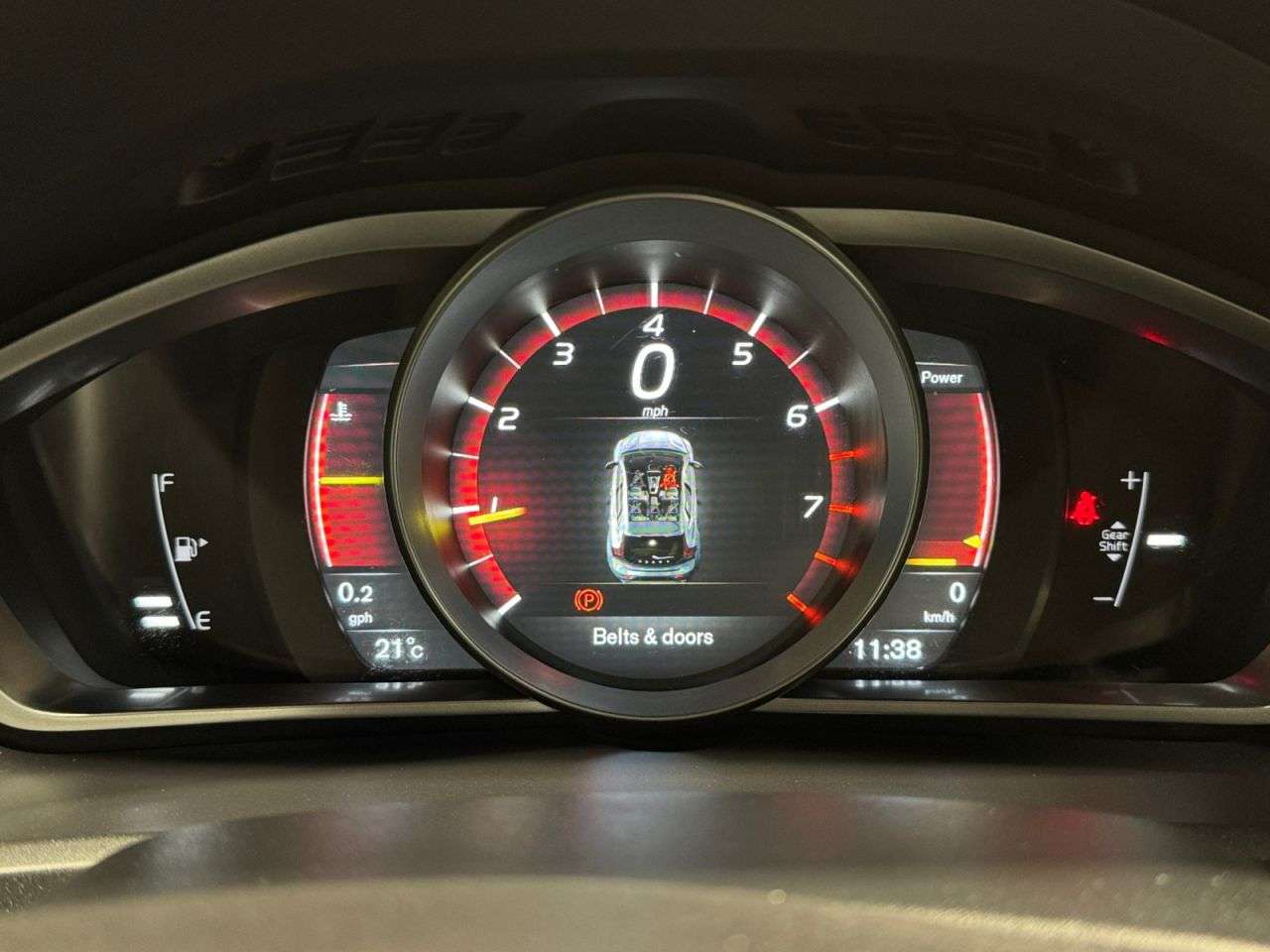 2019 VOLVO V40 2019 VOLVO V40