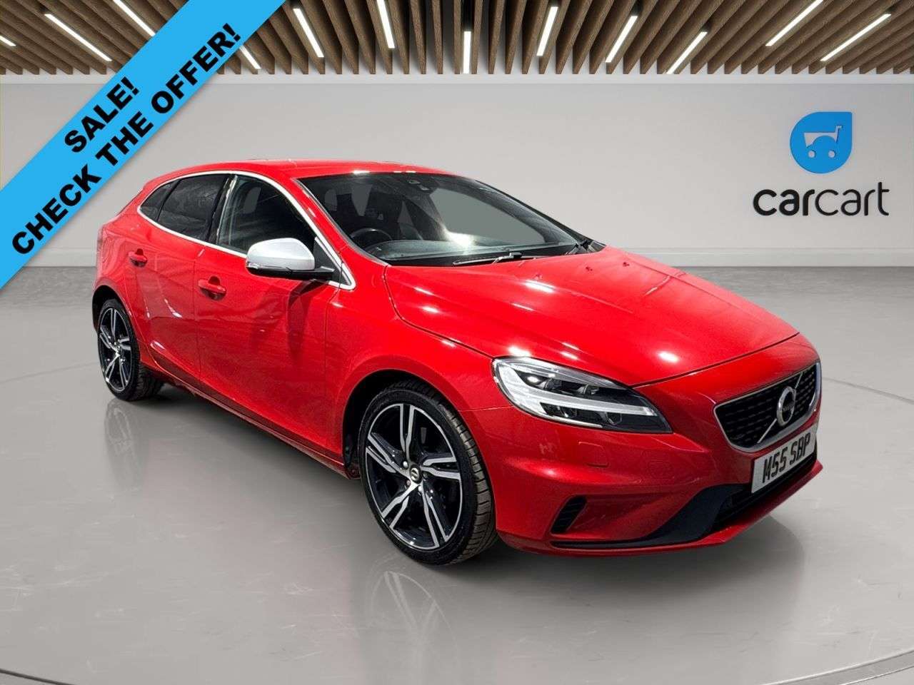 A 2019 VOLVO V40 2.0 T2 R-Design Edition Hatchback 5dr Petrol Manual Euro 6 (s/s) (122 ps) ( A 2019 VOLVO V40 2.0 T2 R-Design Edition Hatchback 5dr Petrol Manual Euro 6 (s/s) (122 ps) (