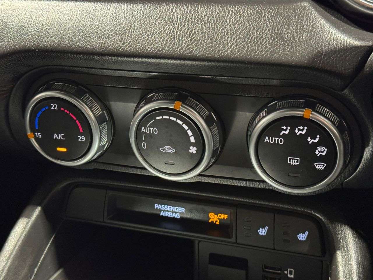 2016 MAZDA MX-5 2016 MAZDA MX-5