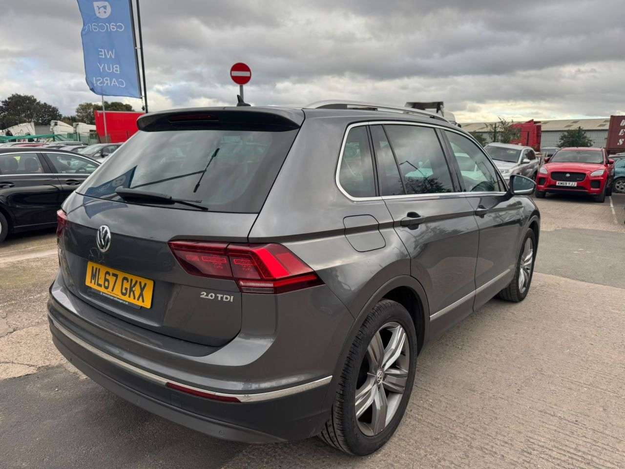 2017 VOLKSWAGEN TIGUAN 2017 VOLKSWAGEN TIGUAN