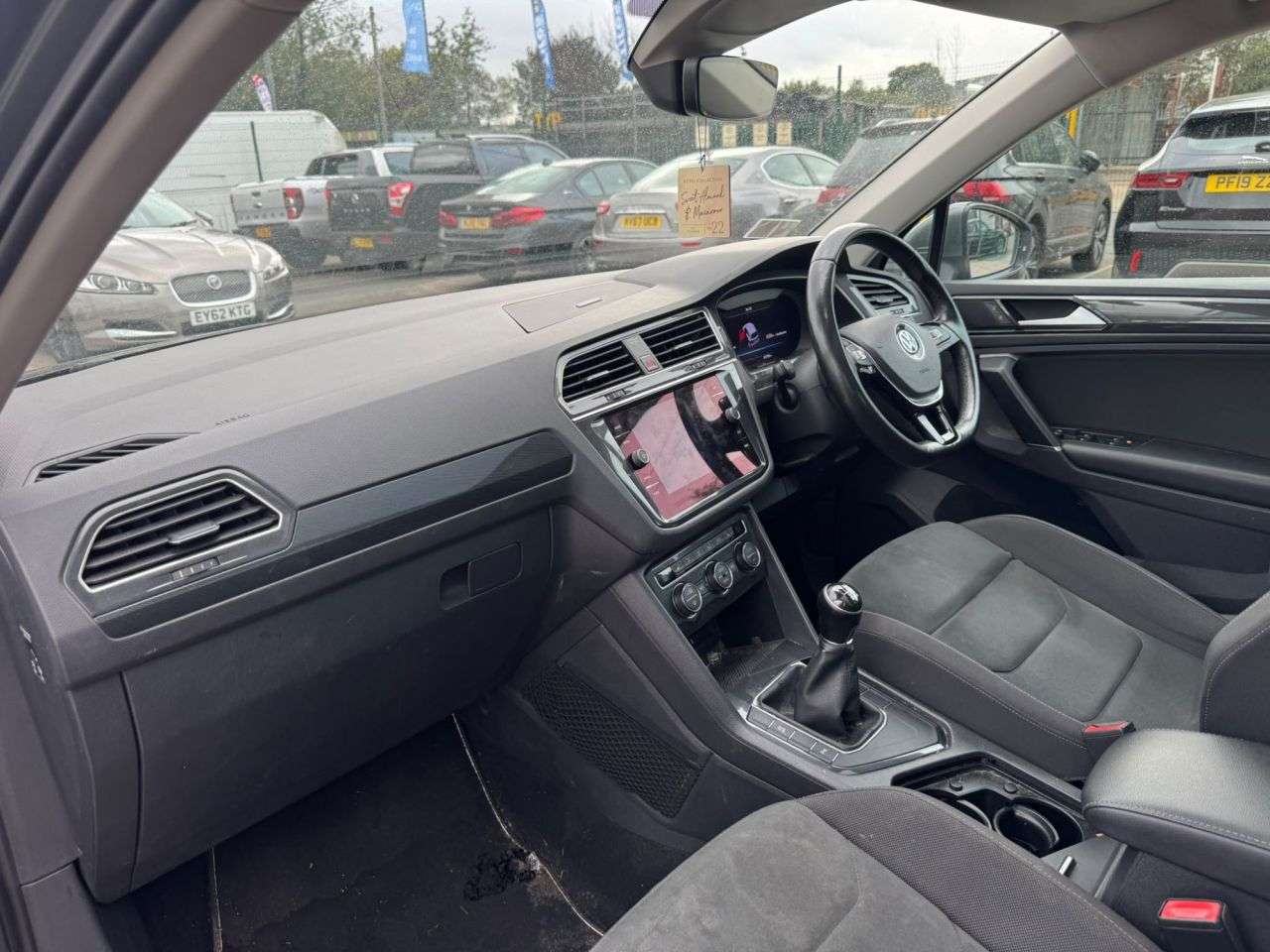 2017 VOLKSWAGEN TIGUAN 2017 VOLKSWAGEN TIGUAN