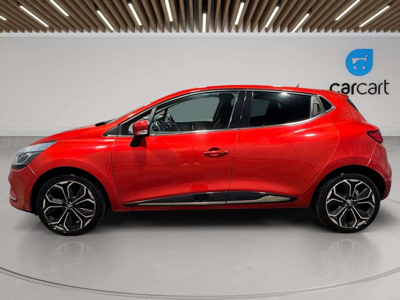 A 2019 RENAULT CLIO 1.5 dCi Iconic Hatchback 5dr Diesel EDC Euro 6 (s/s) (90 ps) (Rates startin A 2019 RENAULT CLIO 1.5 dCi Iconic Hatchback 5dr Diesel EDC Euro 6 (s/s) (90 ps) (Rates startin