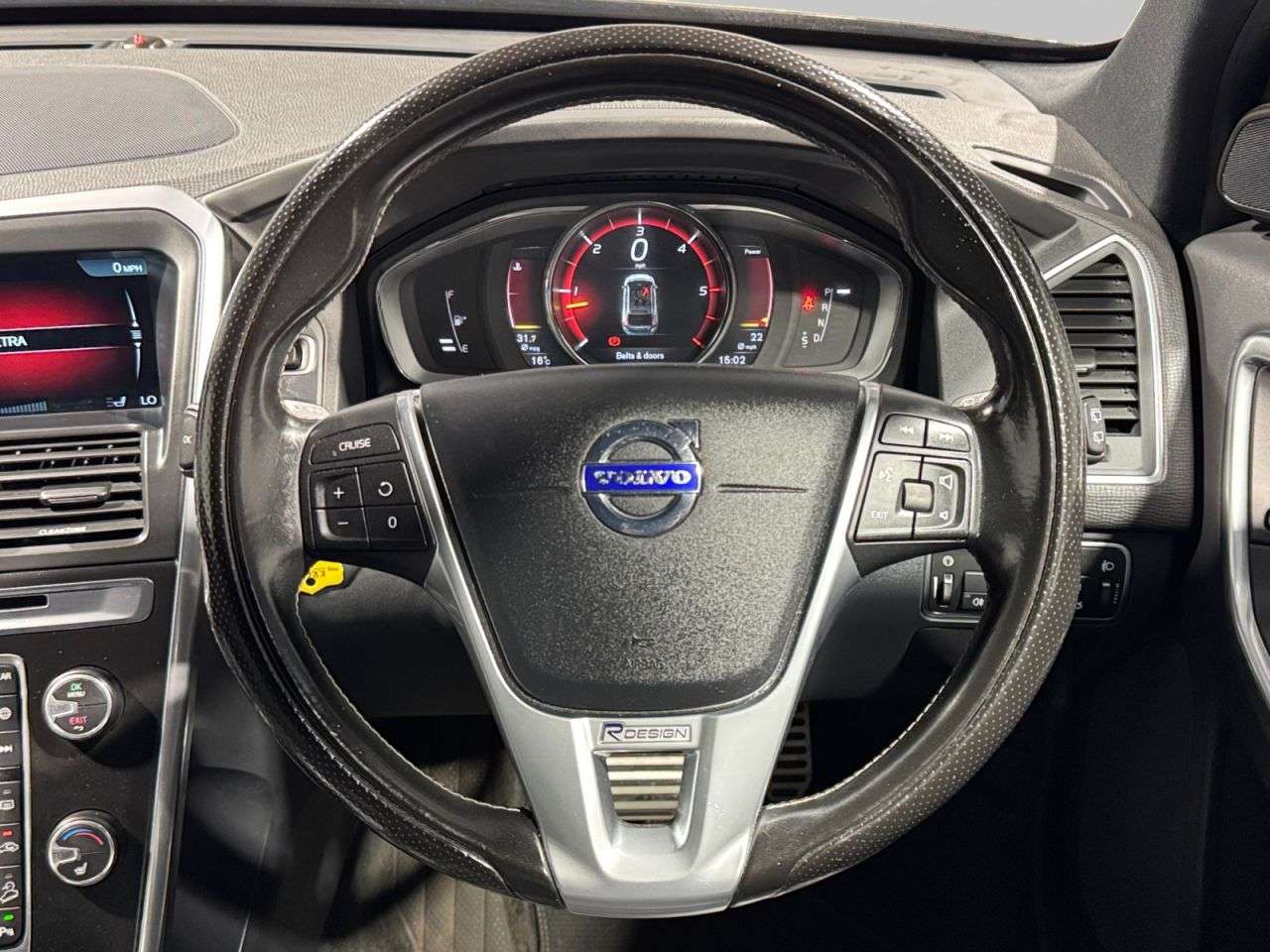 2016 VOLVO XC60 2016 VOLVO XC60