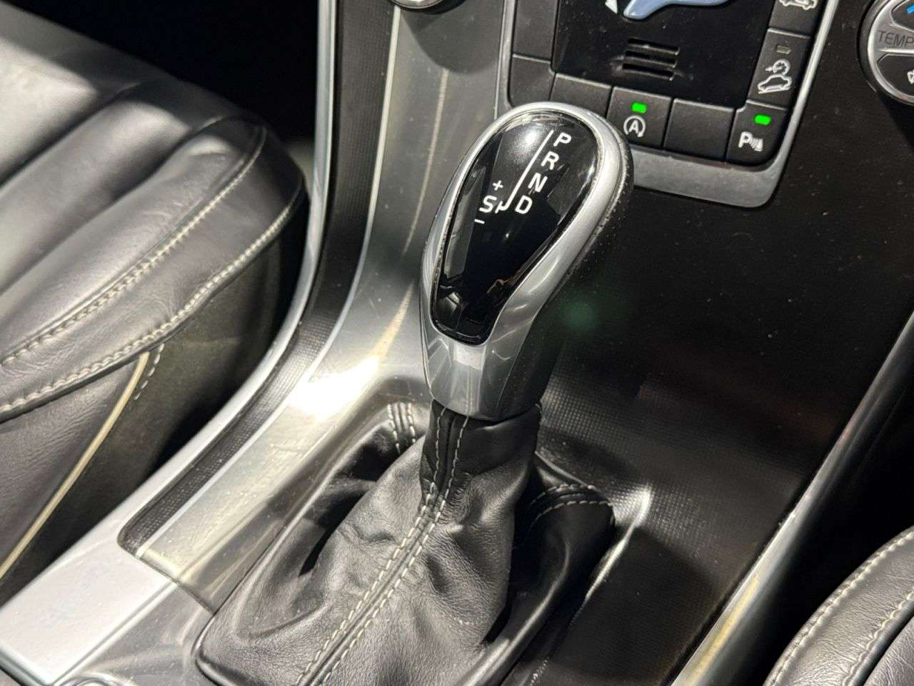 2016 VOLVO XC60 2016 VOLVO XC60