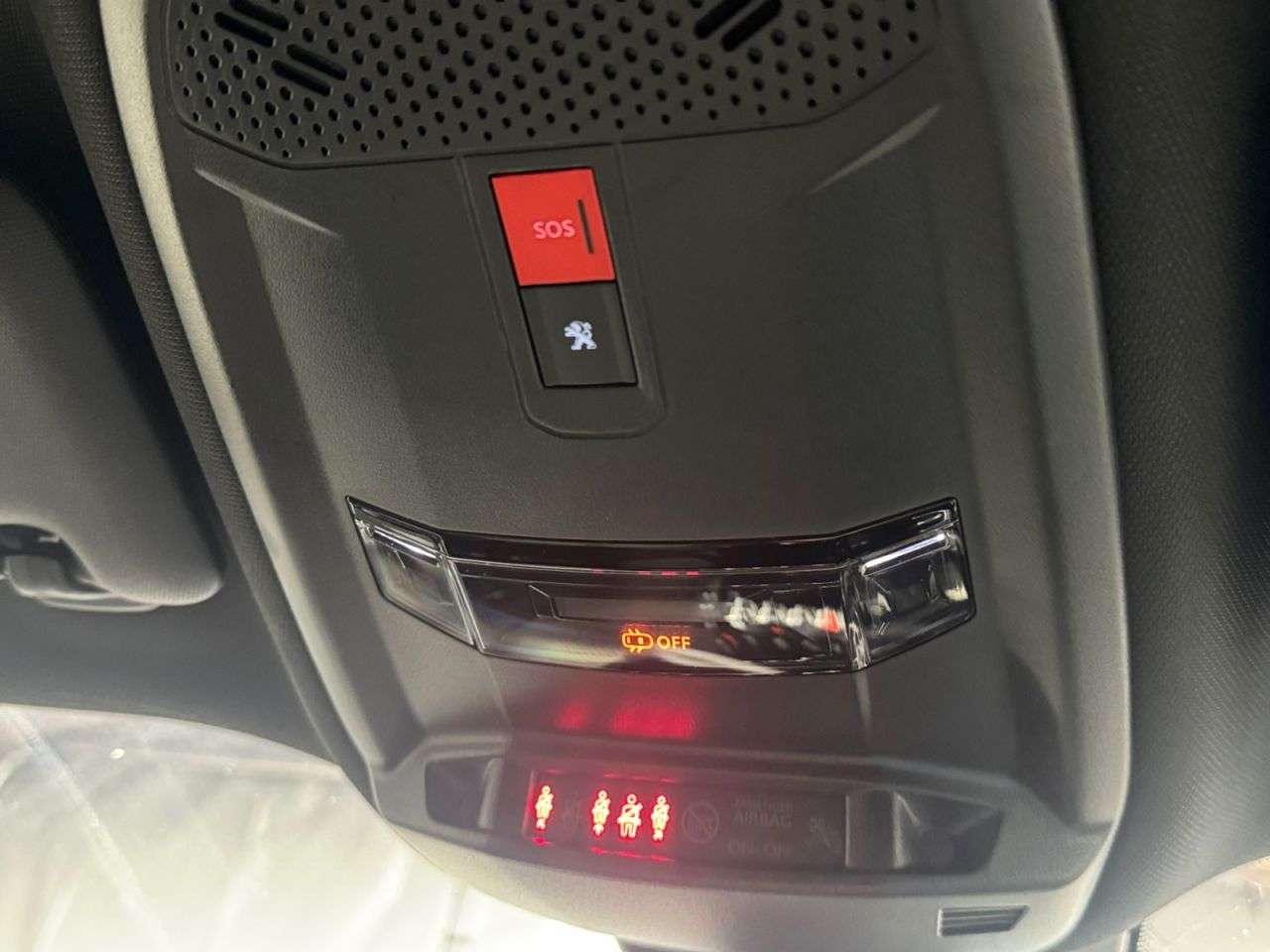 2022 PEUGEOT 2008 2022 PEUGEOT 2008