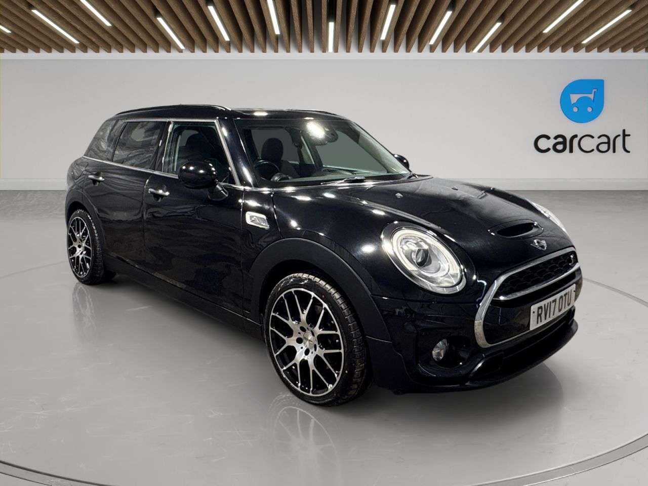 A 2017 MINI CLUBMAN 2.0 Cooper SD Estate 6dr Diesel Auto Euro 6 (s/s) (190 ps) (Rates starting A 2017 MINI CLUBMAN 2.0 Cooper SD Estate 6dr Diesel Auto Euro 6 (s/s) (190 ps) (Rates starting