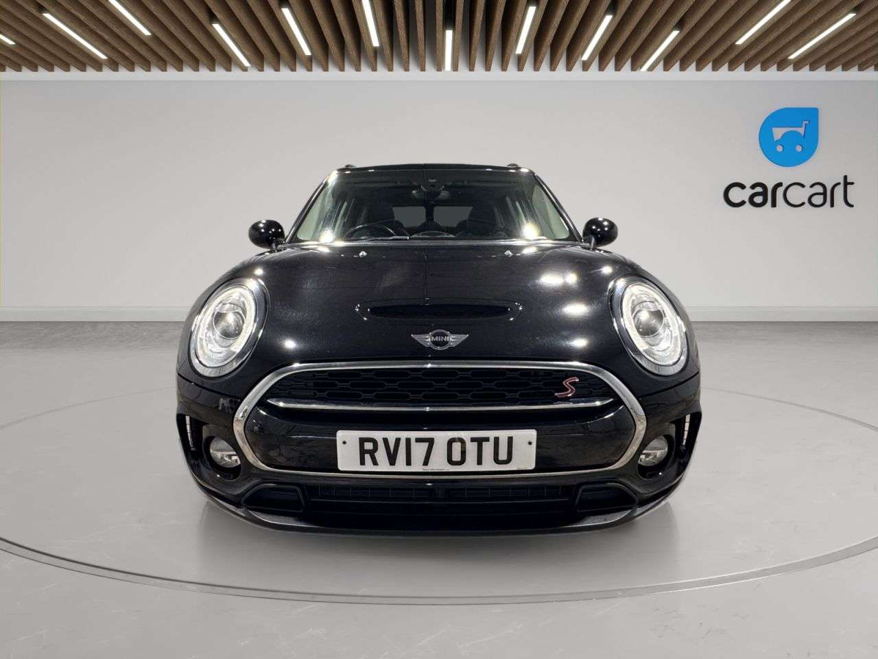 A 2017 MINI CLUBMAN 2.0 Cooper SD Estate 6dr Diesel Auto Euro 6 (s/s) (190 ps) (Rates starting A 2017 MINI CLUBMAN 2.0 Cooper SD Estate 6dr Diesel Auto Euro 6 (s/s) (190 ps) (Rates starting
