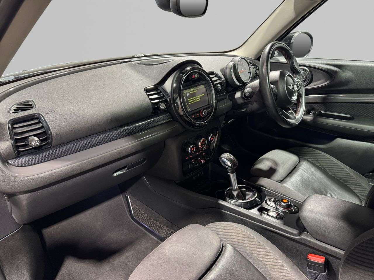 2017 MINI CLUBMAN 2017 MINI CLUBMAN