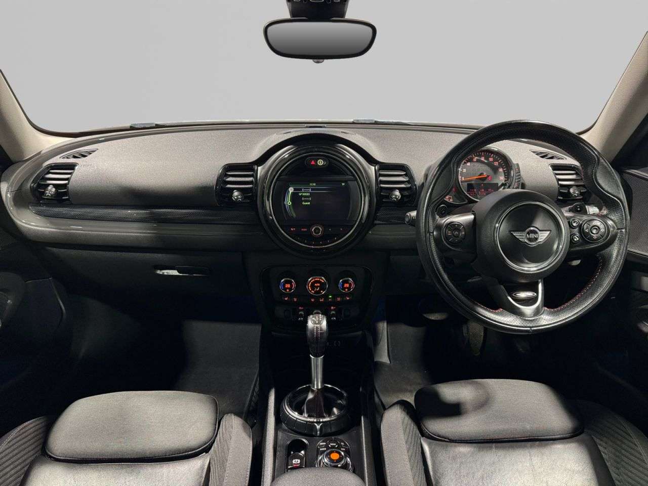 2017 MINI CLUBMAN 2017 MINI CLUBMAN