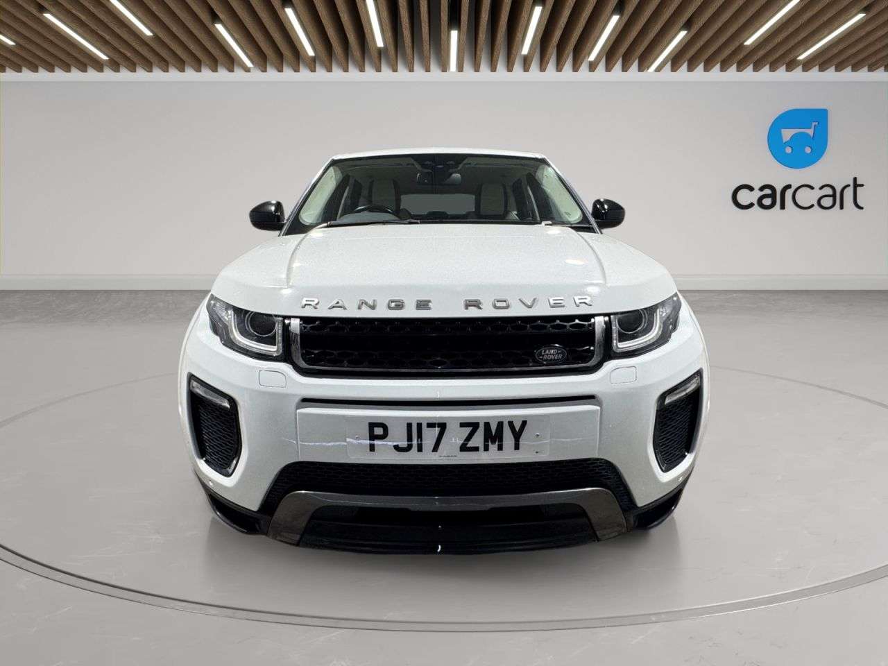 A 2017 LAND ROVER RANGE ROVER EVOQUE 2.0 eD4 SE Tech SUV 5dr Diesel Manual FWD Euro 6 (s/s) (150 ps) A 2017 LAND ROVER RANGE ROVER EVOQUE 2.0 eD4 SE Tech SUV 5dr Diesel Manual FWD Euro 6 (s/s) (150 ps)