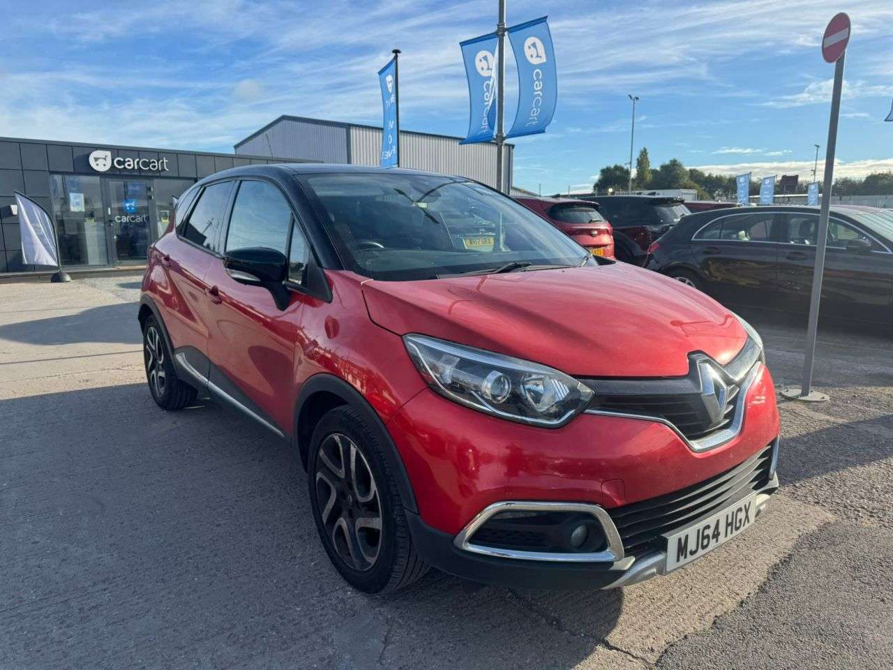 A 2014 RENAULT CAPTUR 0.9 TCe ENERGY Signature SUV 5dr Petrol Manual Euro 5 (s/s) (90 ps) A 2014 RENAULT CAPTUR 0.9 TCe ENERGY Signature SUV 5dr Petrol Manual Euro 5 (s/s) (90 ps)