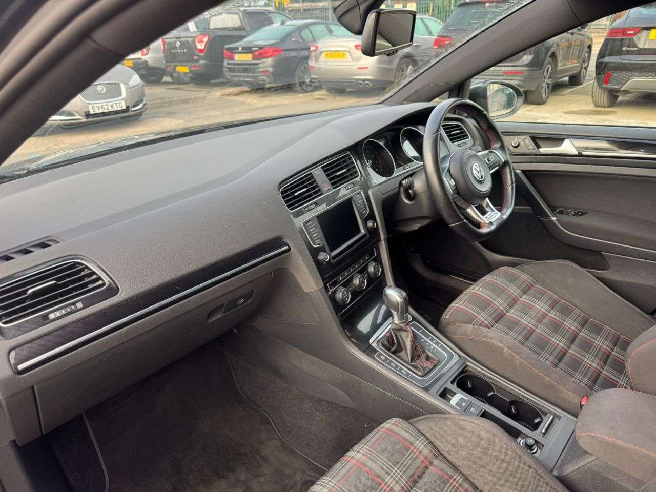 2016 VOLKSWAGEN GOLF 2016 VOLKSWAGEN GOLF