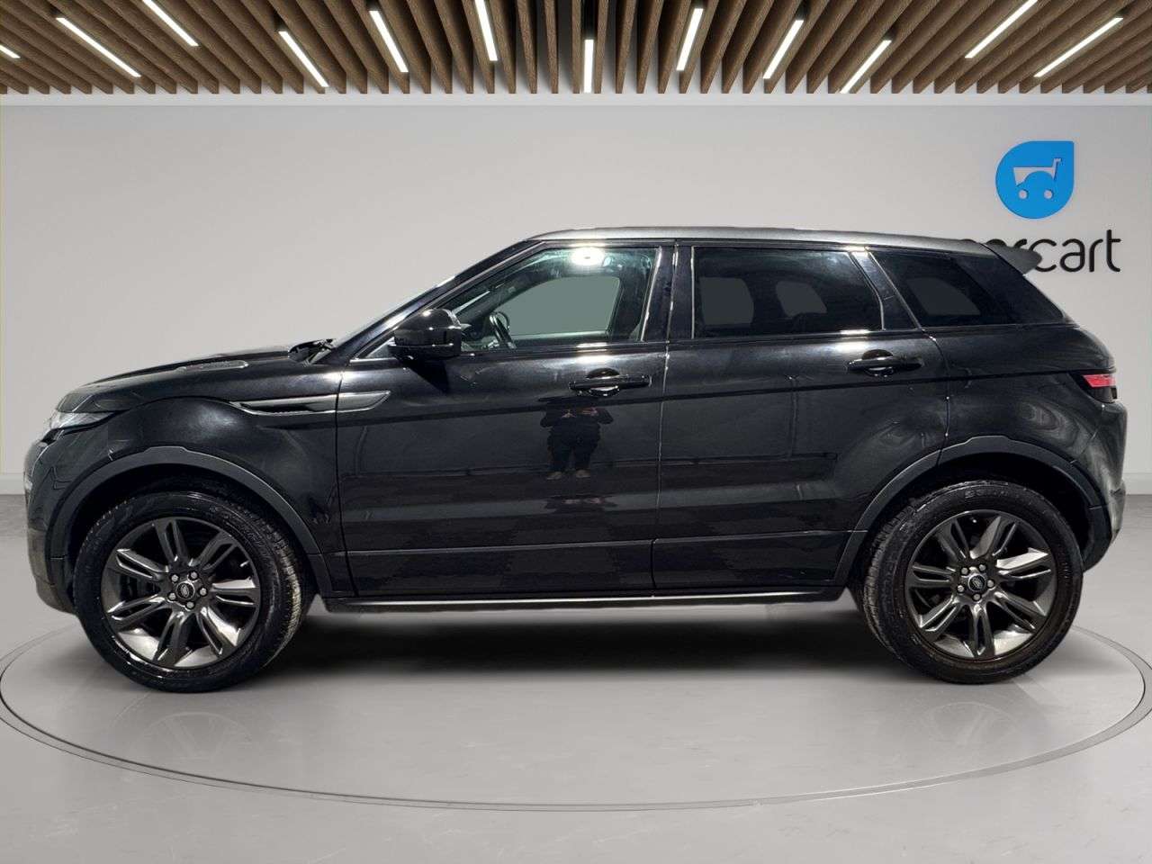 A 2018 LAND ROVER RANGE ROVER EVOQUE 2.0 TD4 Landmark SUV 5dr Diesel Auto 4WD Euro 6 (s/s) (180 ps) (Rates start A 2018 LAND ROVER RANGE ROVER EVOQUE 2.0 TD4 Landmark SUV 5dr Diesel Auto 4WD Euro 6 (s/s) (180 ps) (Rates start