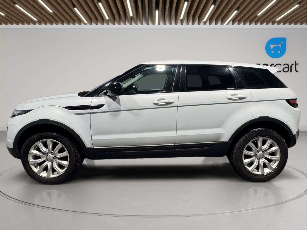 A 2018 LAND ROVER RANGE ROVER EVOQUE 2.0 TD4 SE Tech SUV 5dr Diesel Auto 4WD Euro 6 (s/s) (180 ps) (Rates starti A 2018 LAND ROVER RANGE ROVER EVOQUE 2.0 TD4 SE Tech SUV 5dr Diesel Auto 4WD Euro 6 (s/s) (180 ps) (Rates starti