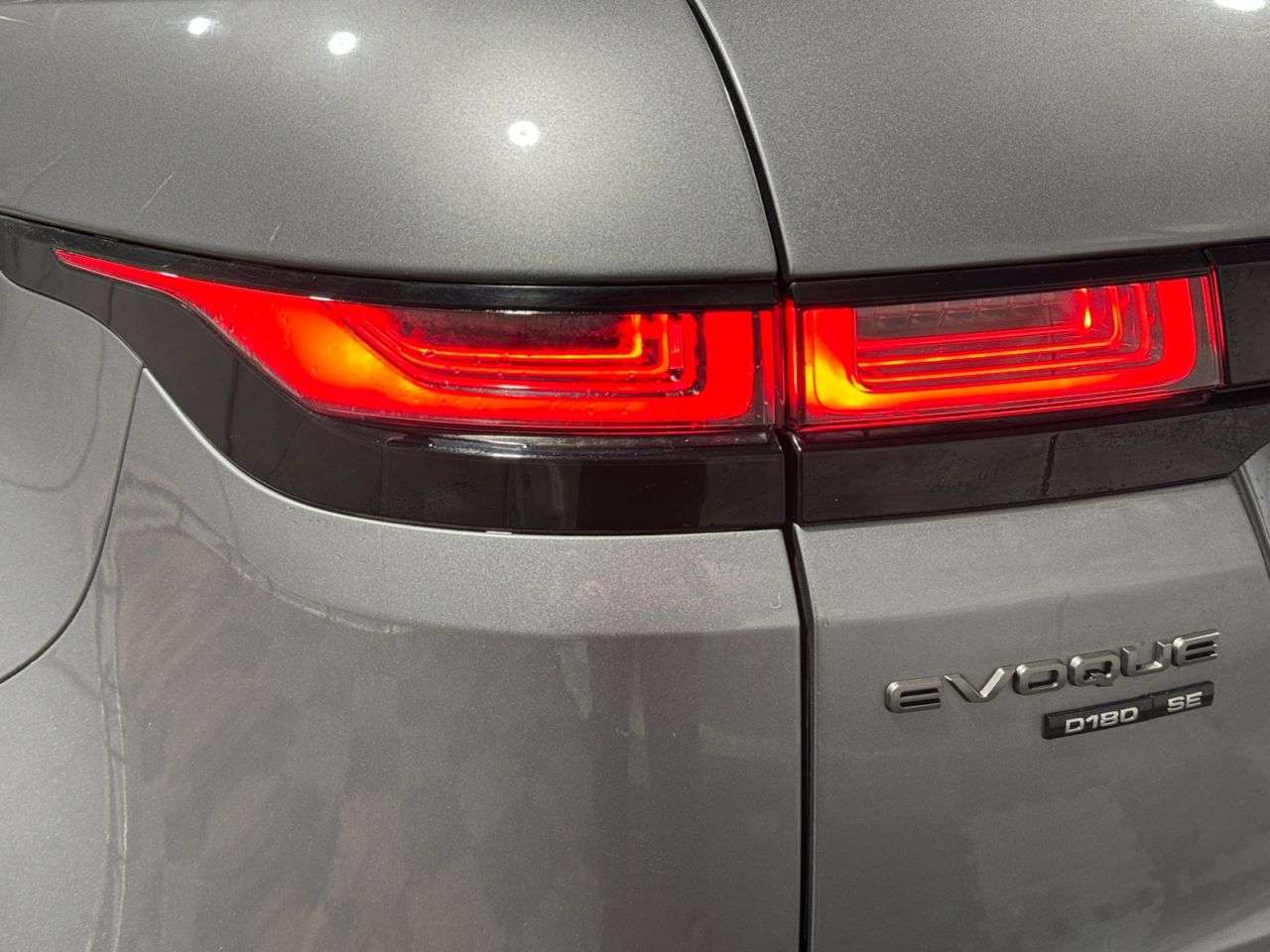 2019 LAND ROVER RANGE ROVER EVOQUE 2019 LAND ROVER RANGE ROVER EVOQUE