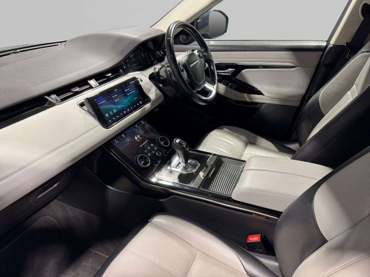 2019 LAND ROVER RANGE ROVER EVOQUE 2019 LAND ROVER RANGE ROVER EVOQUE