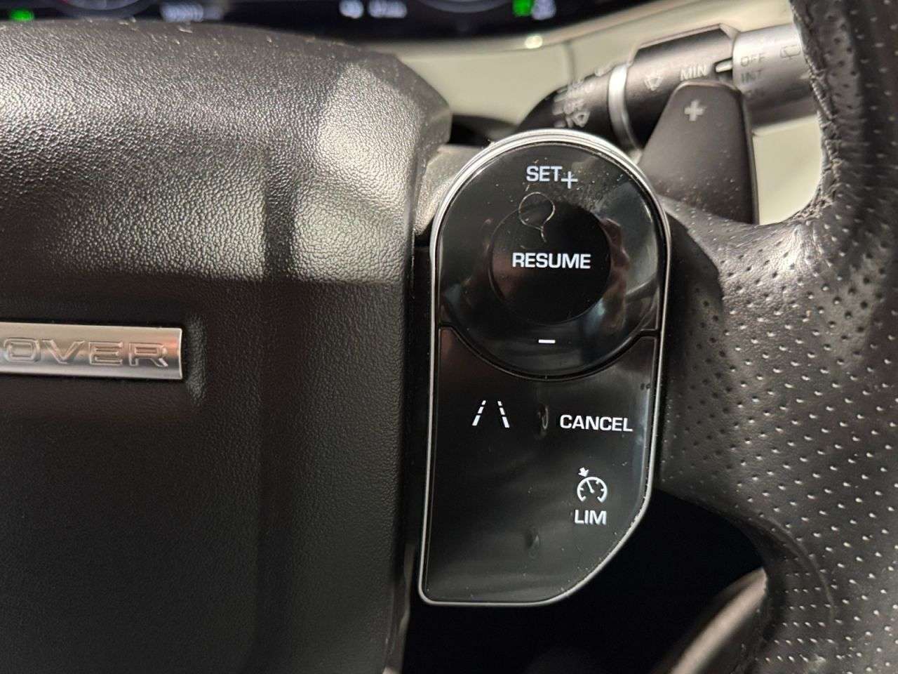 2019 LAND ROVER RANGE ROVER EVOQUE 2019 LAND ROVER RANGE ROVER EVOQUE