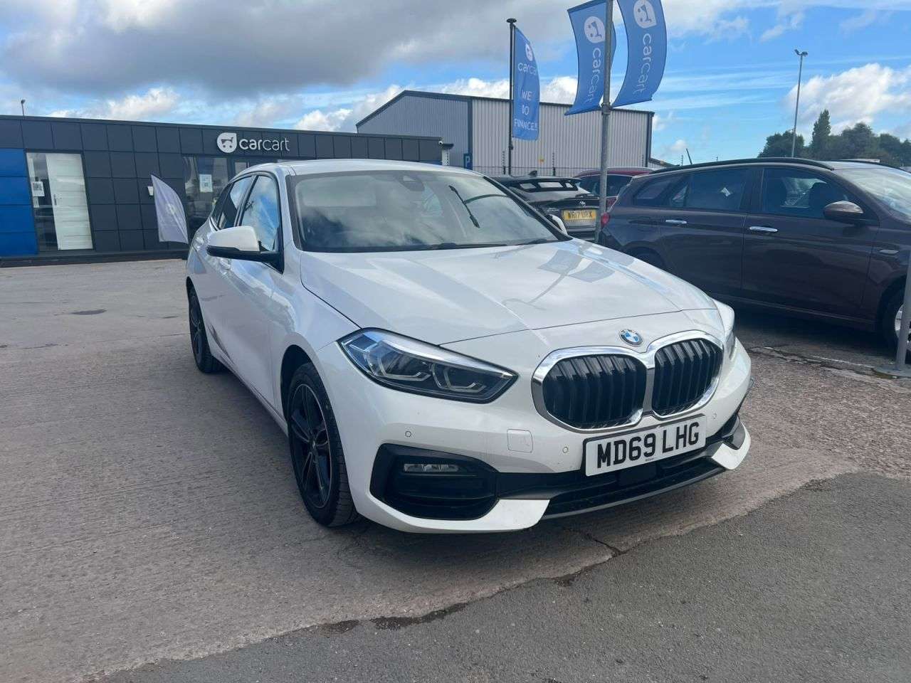 A 2020 BMW 1 SERIES 1.5 118i Sport Hatchback 5dr Petrol Manual Euro 6 (s/s) (140 ps) (Rates sta A 2020 BMW 1 SERIES 1.5 118i Sport Hatchback 5dr Petrol Manual Euro 6 (s/s) (140 ps) (Rates sta