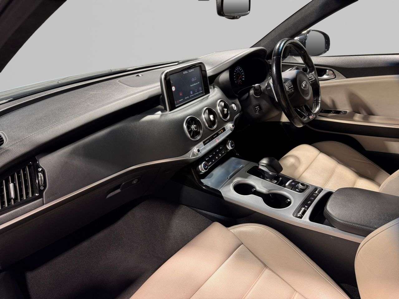 2018 KIA STINGER 2018 KIA STINGER
