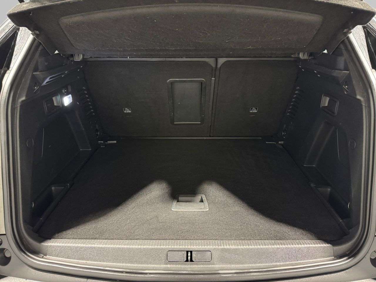 2018 PEUGEOT 3008 2018 PEUGEOT 3008