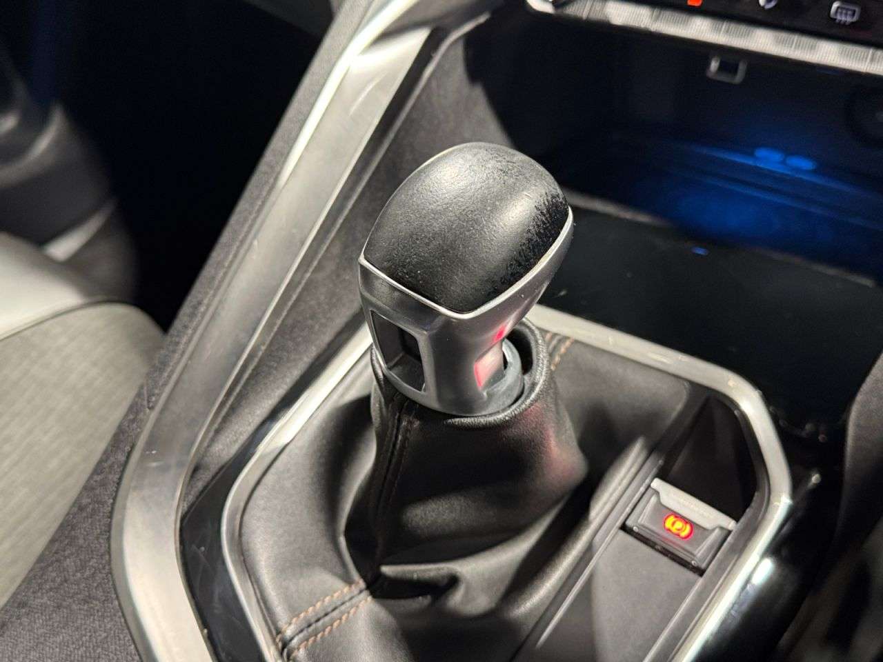 2018 PEUGEOT 3008 2018 PEUGEOT 3008