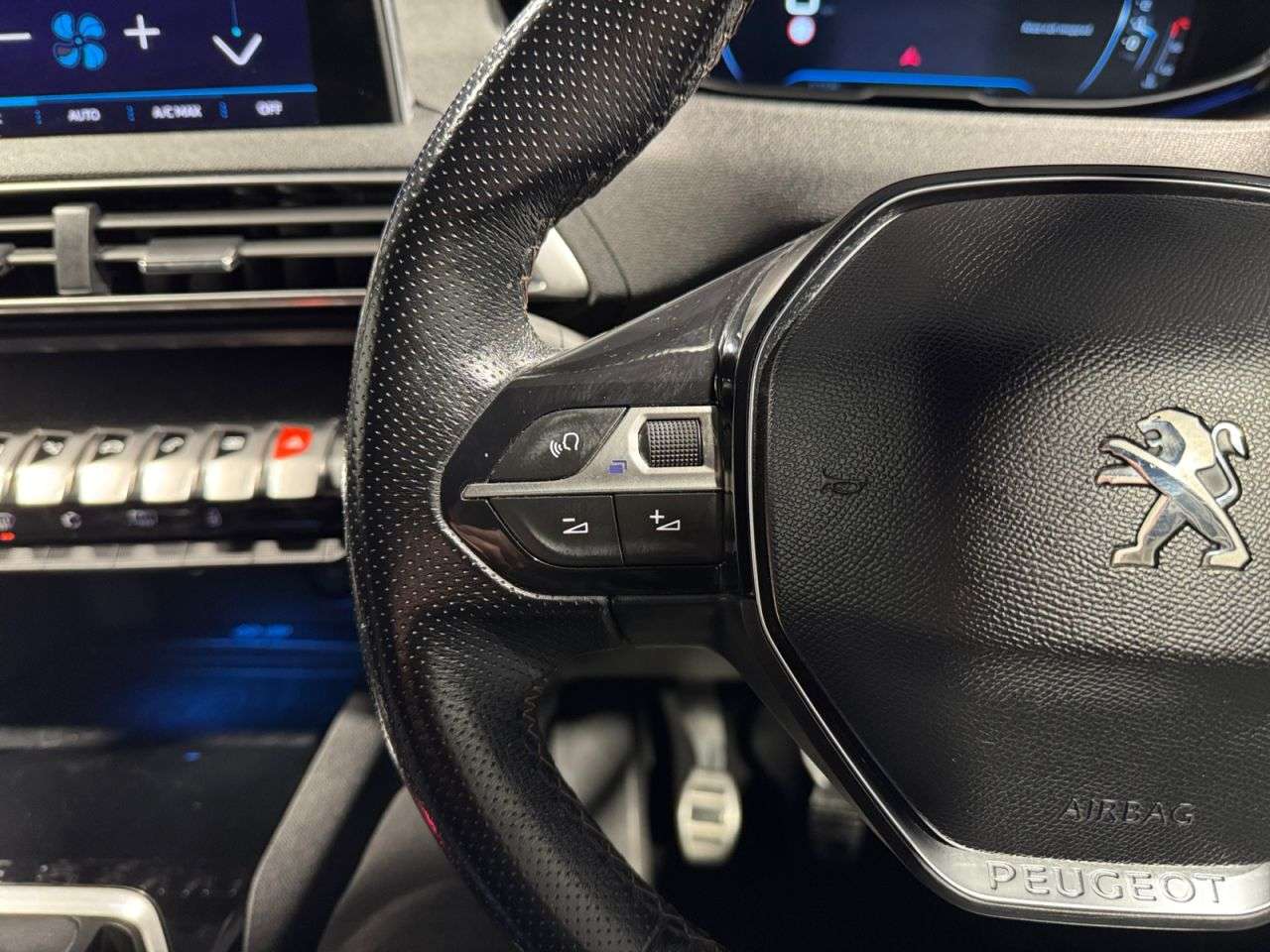 2018 PEUGEOT 3008 2018 PEUGEOT 3008