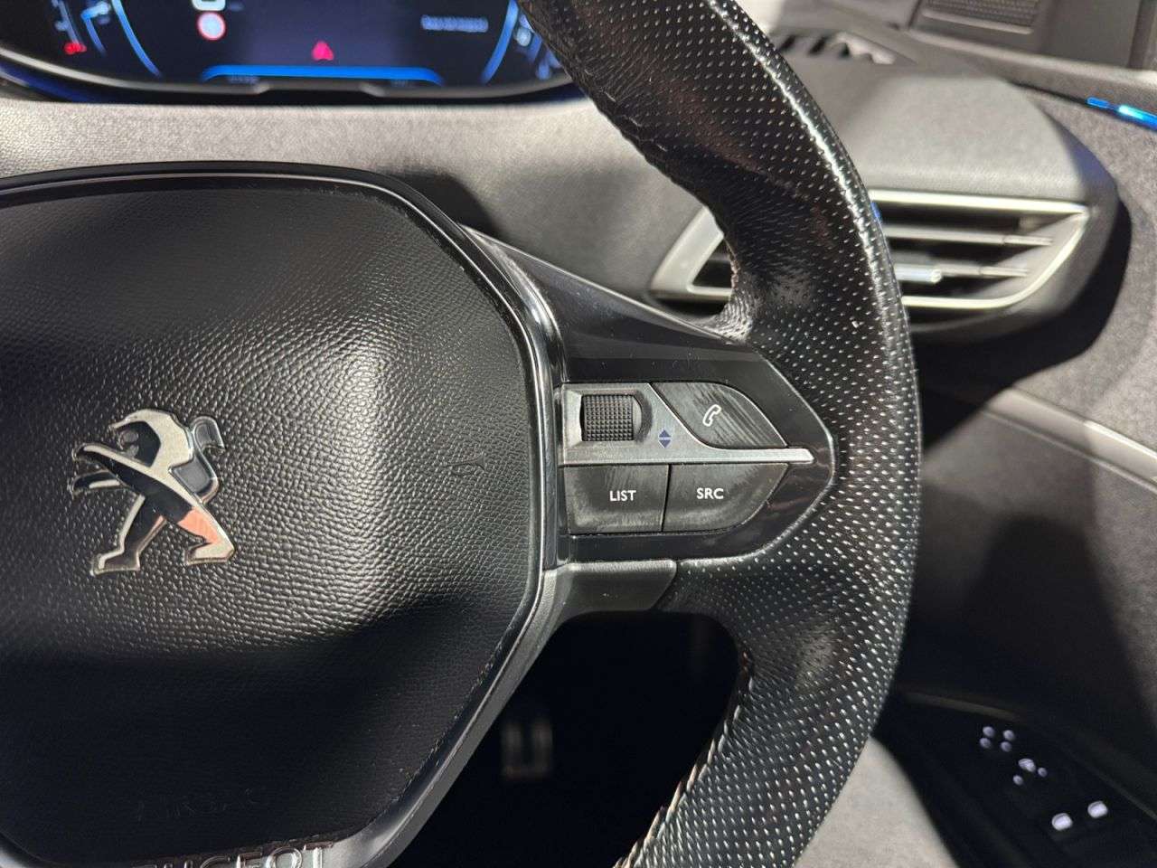 2018 PEUGEOT 3008 2018 PEUGEOT 3008