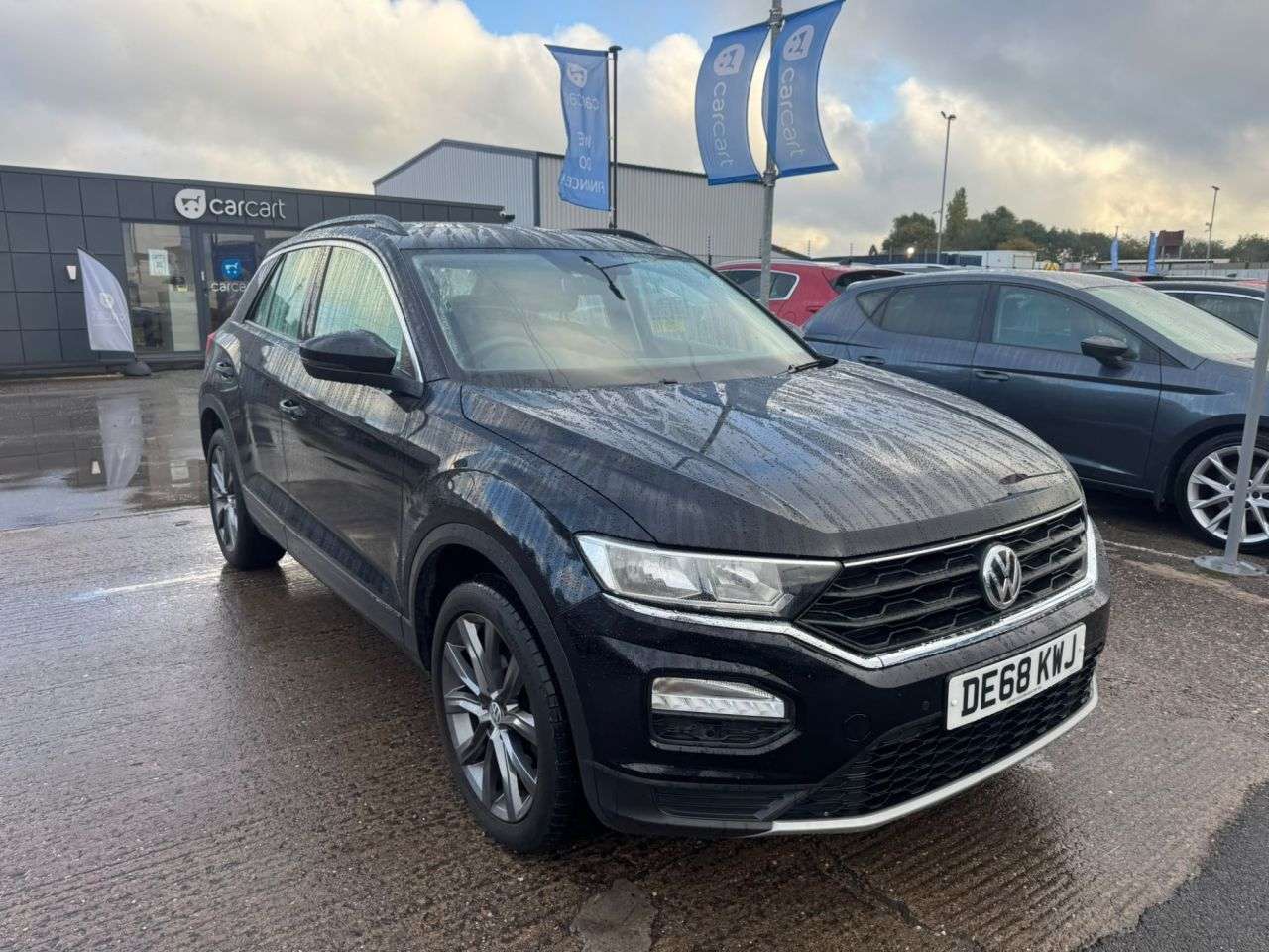 A 2018 VOLKSWAGEN T-ROC 1.6 TDI SE SUV 5dr Diesel Manual Euro 6 (s/s) (115 ps) (Rates starting as l A 2018 VOLKSWAGEN T-ROC 1.6 TDI SE SUV 5dr Diesel Manual Euro 6 (s/s) (115 ps) (Rates starting as l