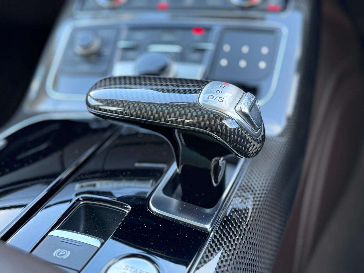 2015 AUDI A8 2015 AUDI A8