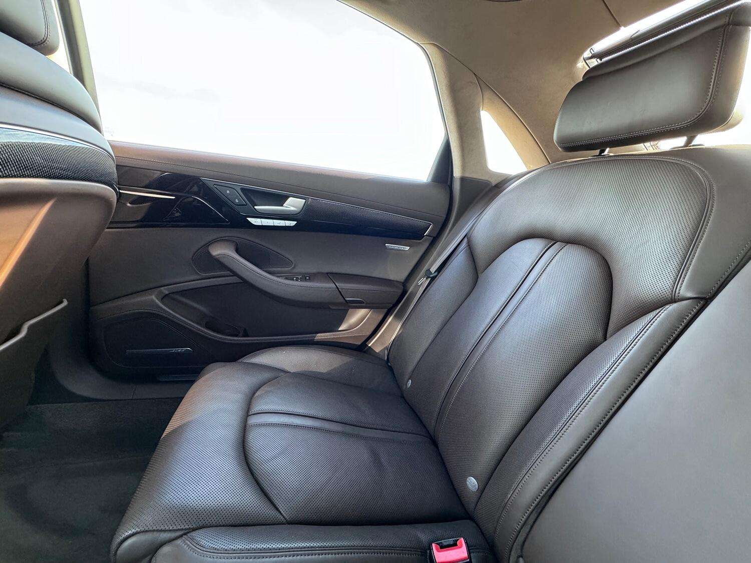 2015 AUDI A8 2015 AUDI A8