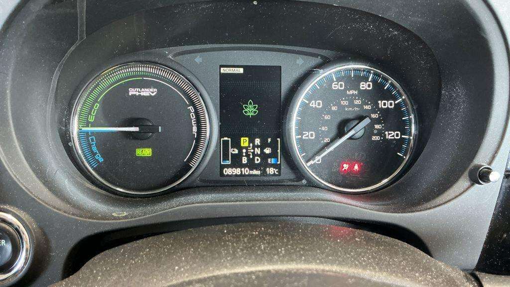 2015 MITSUBISHI OUTLANDER 2015 MITSUBISHI OUTLANDER