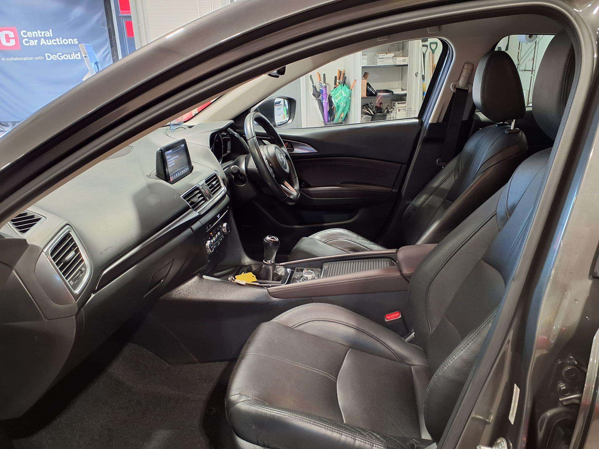 2019 MAZDA 3 2019 MAZDA 3