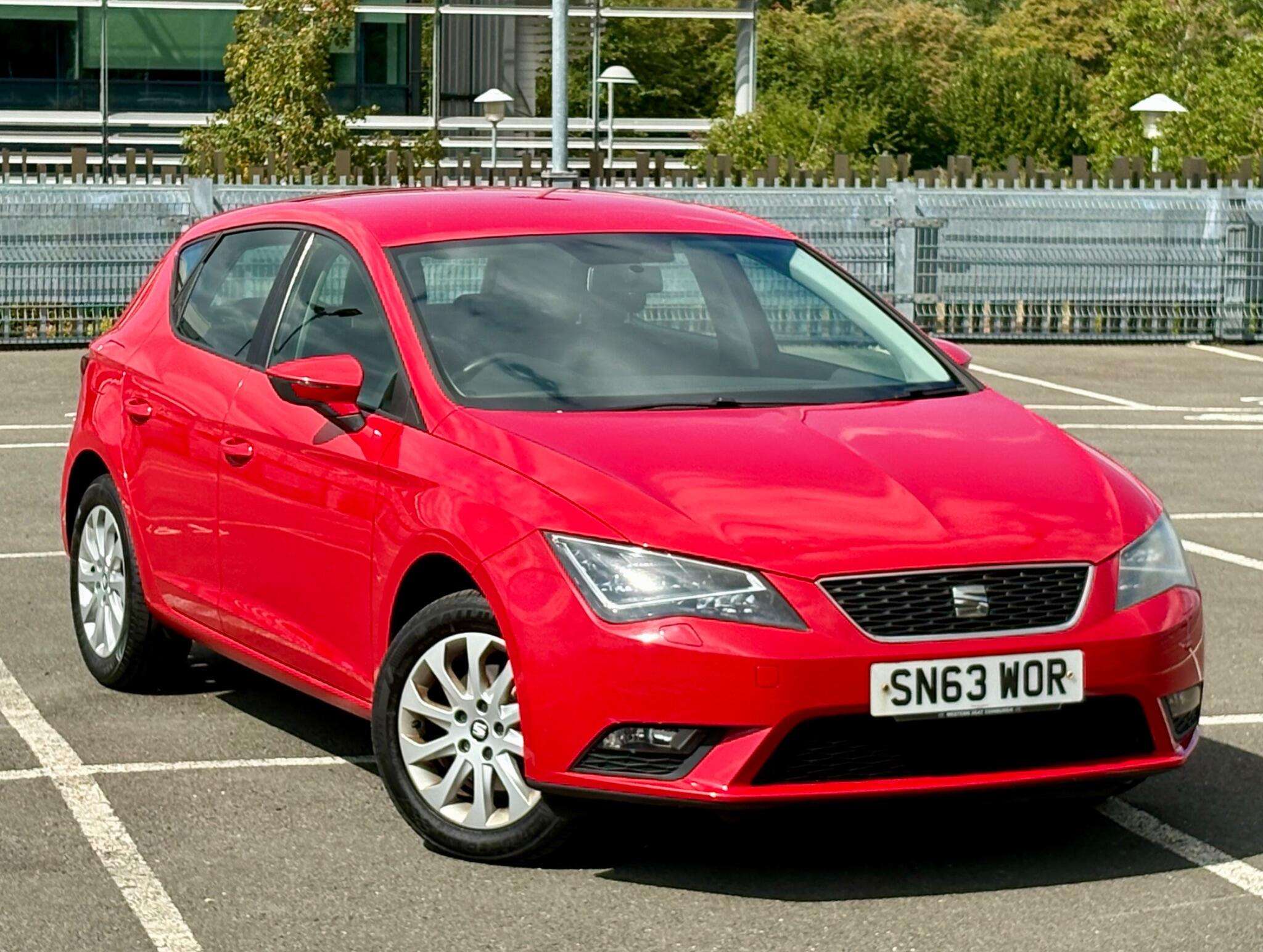 A 2013 SEAT LEON 1.2 TSI SE Euro 5 (s/s) 5dr A 2013 SEAT LEON 1.2 TSI SE Euro 5 (s/s) 5dr