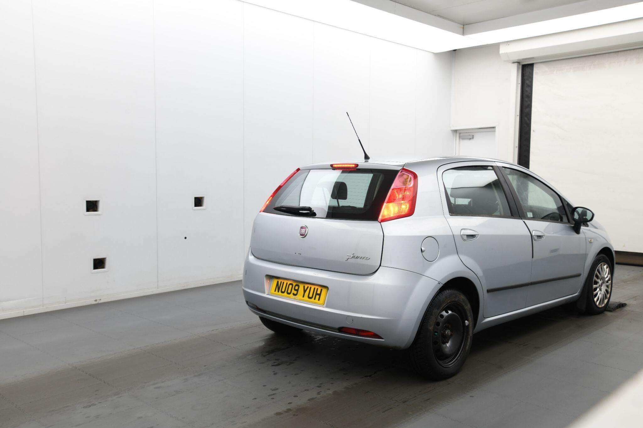 2009 FIAT GRANDE PUNTO 2009 FIAT GRANDE PUNTO