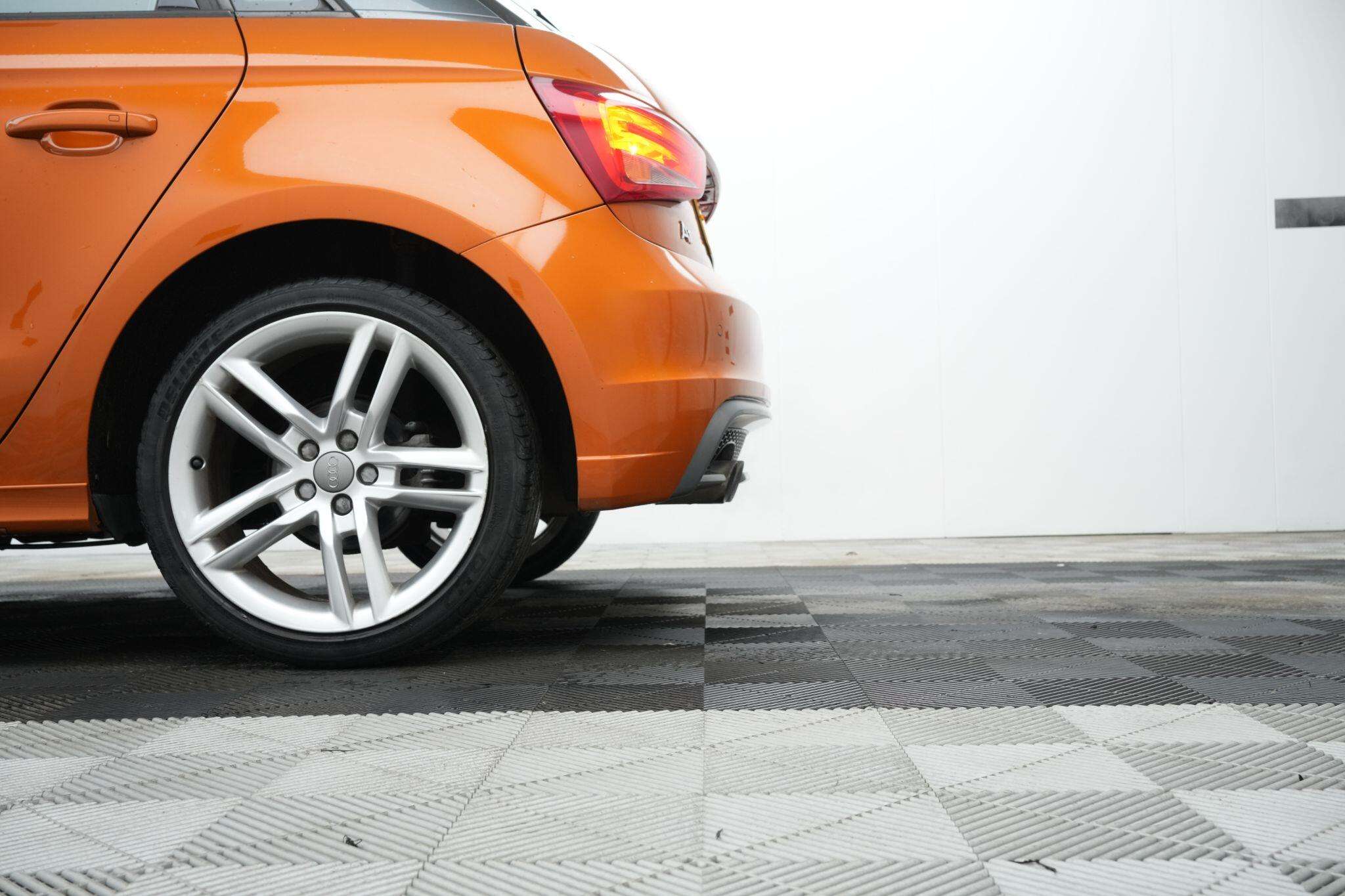 2012 AUDI A1 2012 AUDI A1