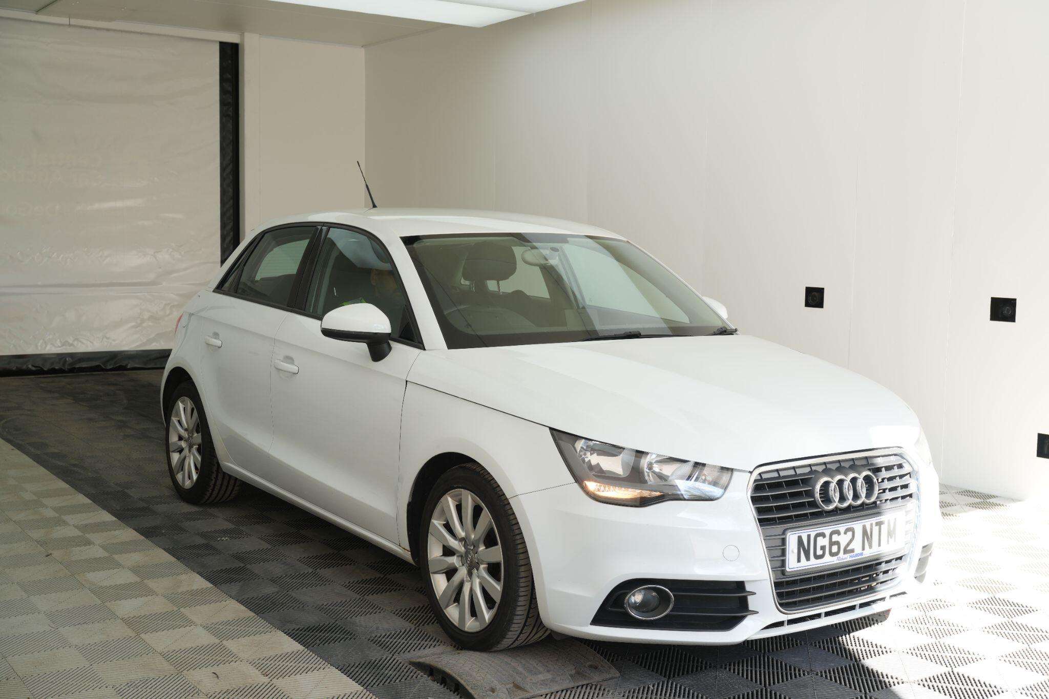 A 2013 AUDI A1 1.2 TFSI Sport Sportback Euro 5 (s/s) 5dr A 2013 AUDI A1 1.2 TFSI Sport Sportback Euro 5 (s/s) 5dr