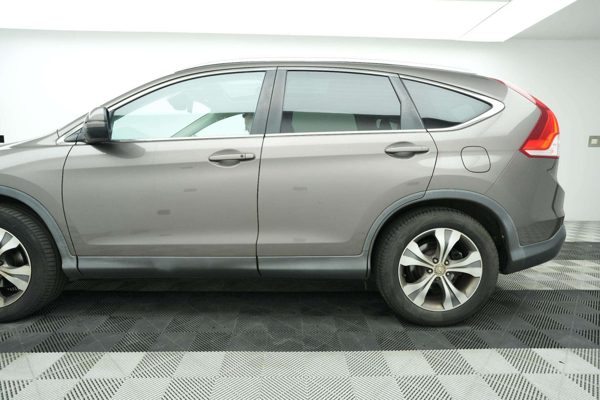 A 2014 HONDA CR-V 2.0 i-VTEC EX Auto 4WD Euro 5 5dr A 2014 HONDA CR-V 2.0 i-VTEC EX Auto 4WD Euro 5 5dr